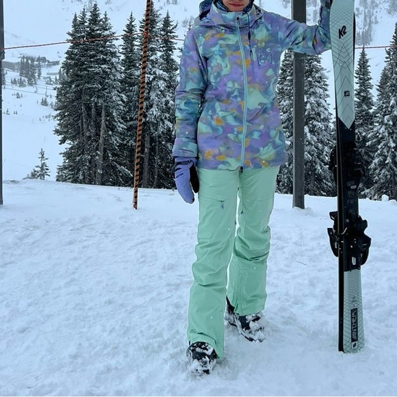 Burton AK 2L GORE-TEX Embark Jacket - Women's - Picture 3 of 6